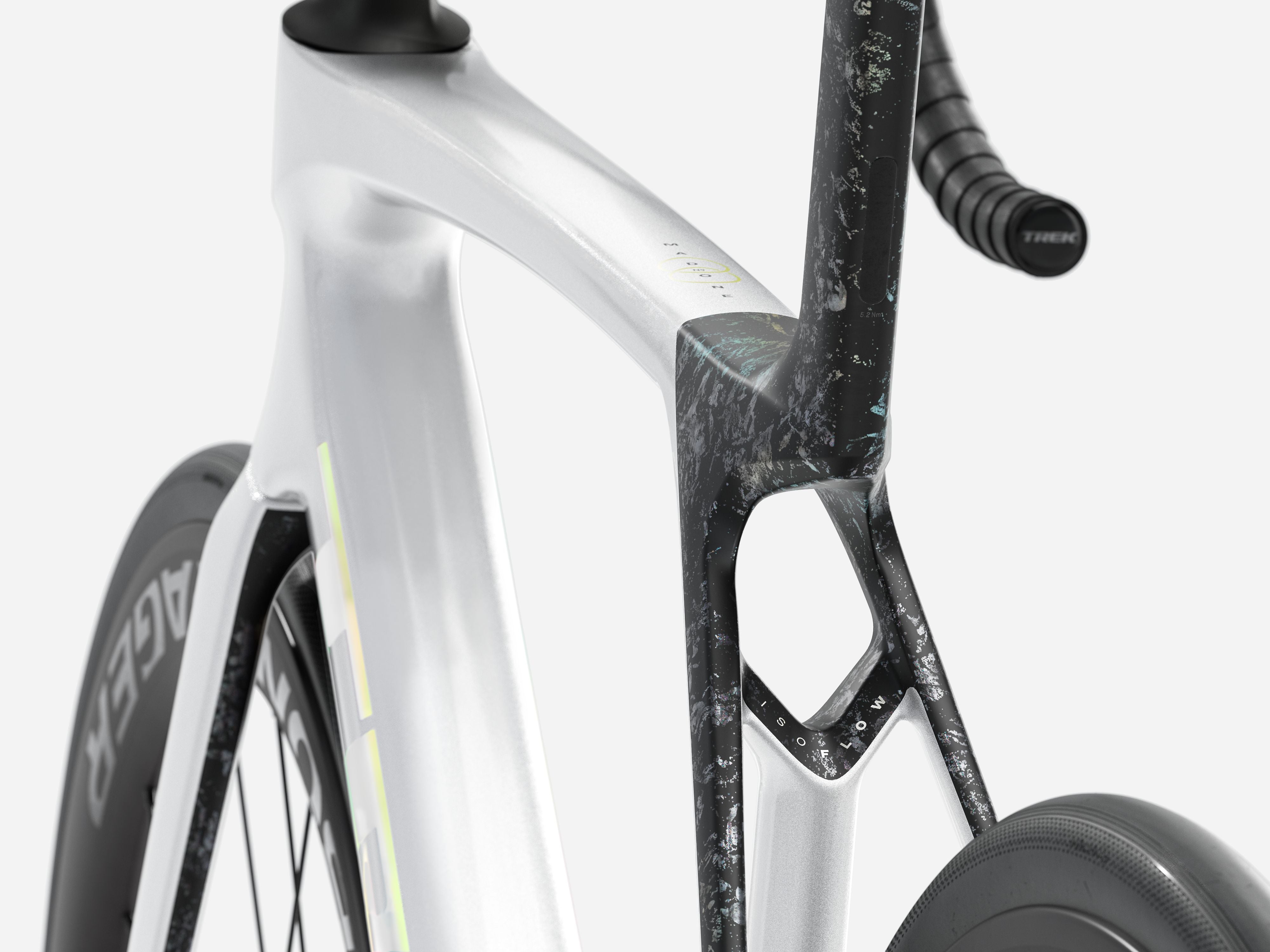 Trek Madone SL 6 Gen 8 2026 Gloss Crystal White/Matte Deep Smoke #4